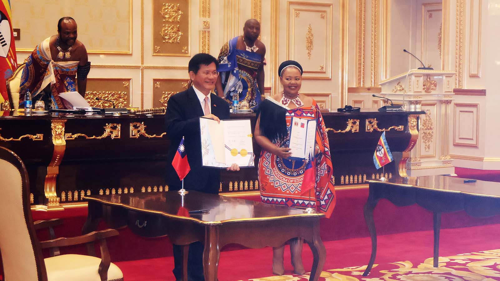 Ministers of Foreign Affairs for the two countries Lin Chia-lung (Taiwan) and Pholile Shakantu (Eswatini).